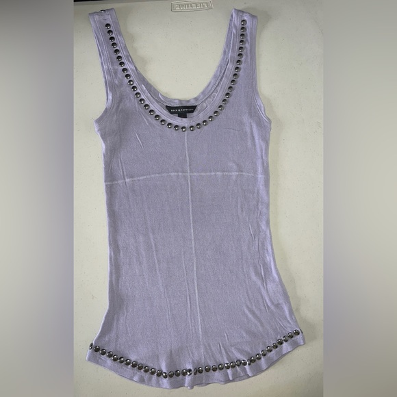 💜 Rock & Republic Lilac Studded Tank - Picture 1 of 7